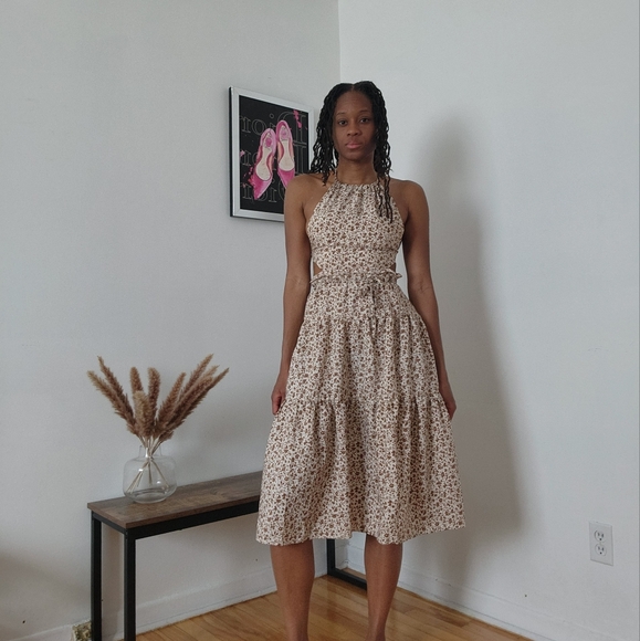 Cute Summer Dress - Picture 5 of 5